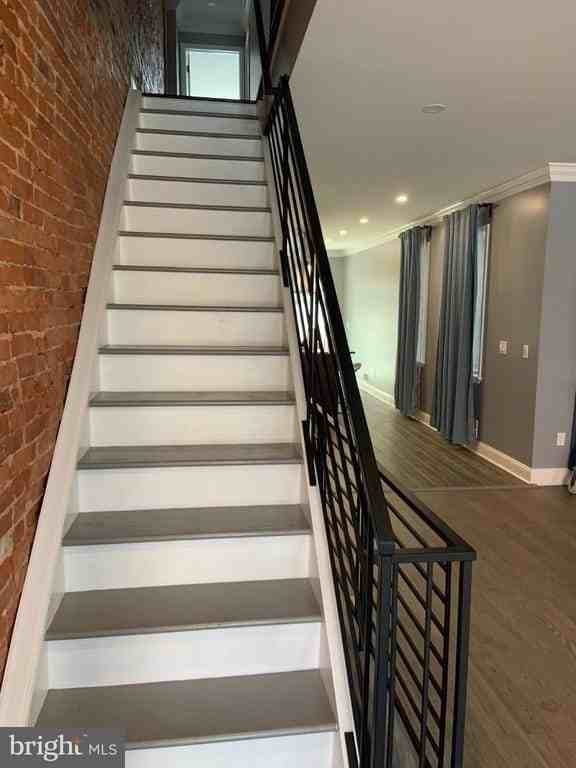 1729 S 19th St - Photo 4 of 20