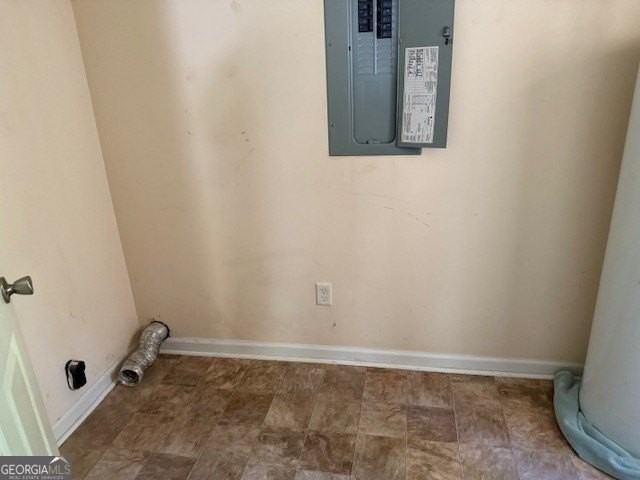 55 Crestwood Dr - Photo 4 of 16