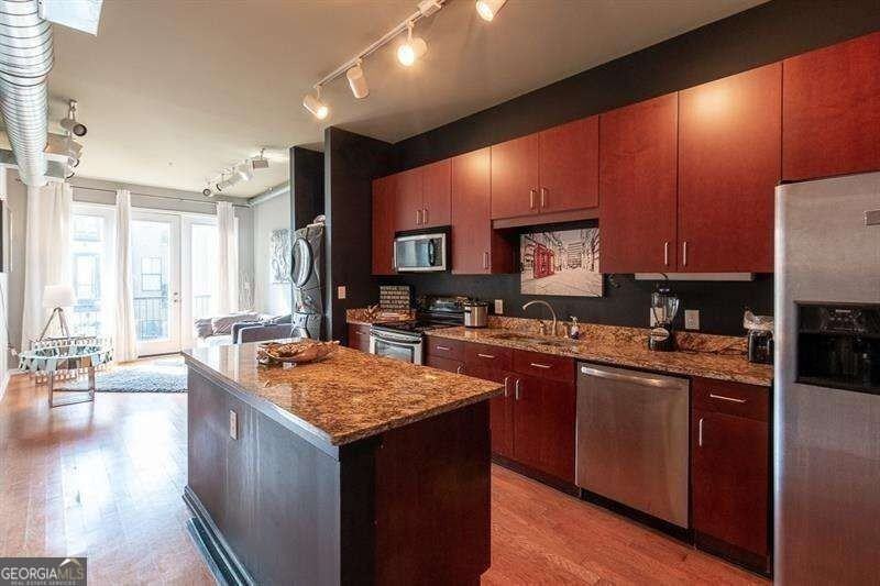 5300 Peachtree Rd #2110 - Photo 4 of 42