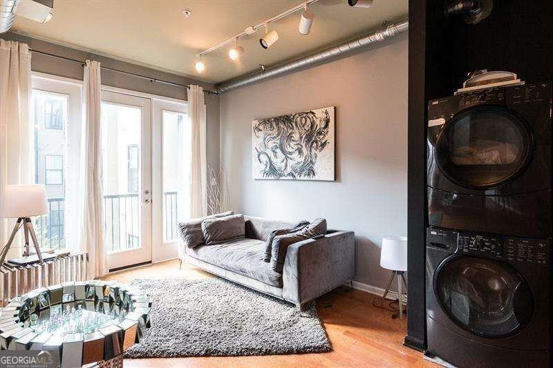 5300 Peachtree Rd #2110 - Photo 5 of 42