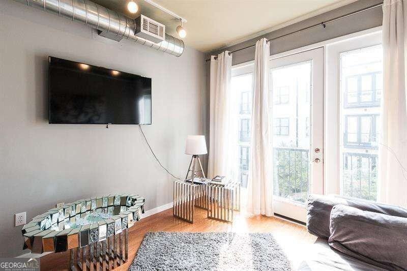 5300 Peachtree Rd #2110 - Photo 6 of 42