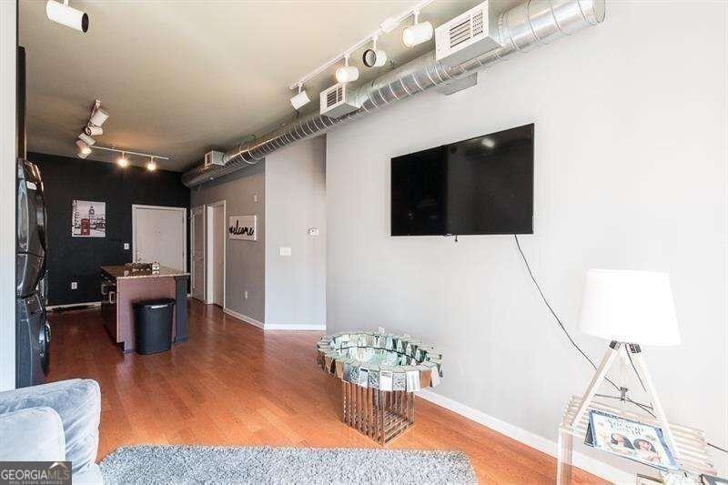 5300 Peachtree Rd #2110 - Photo 7 of 42