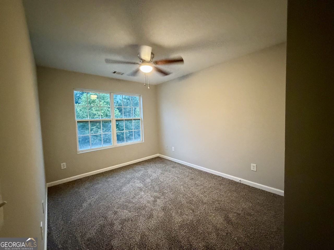 1017 Wheel House Ln - Photo 6 of 11