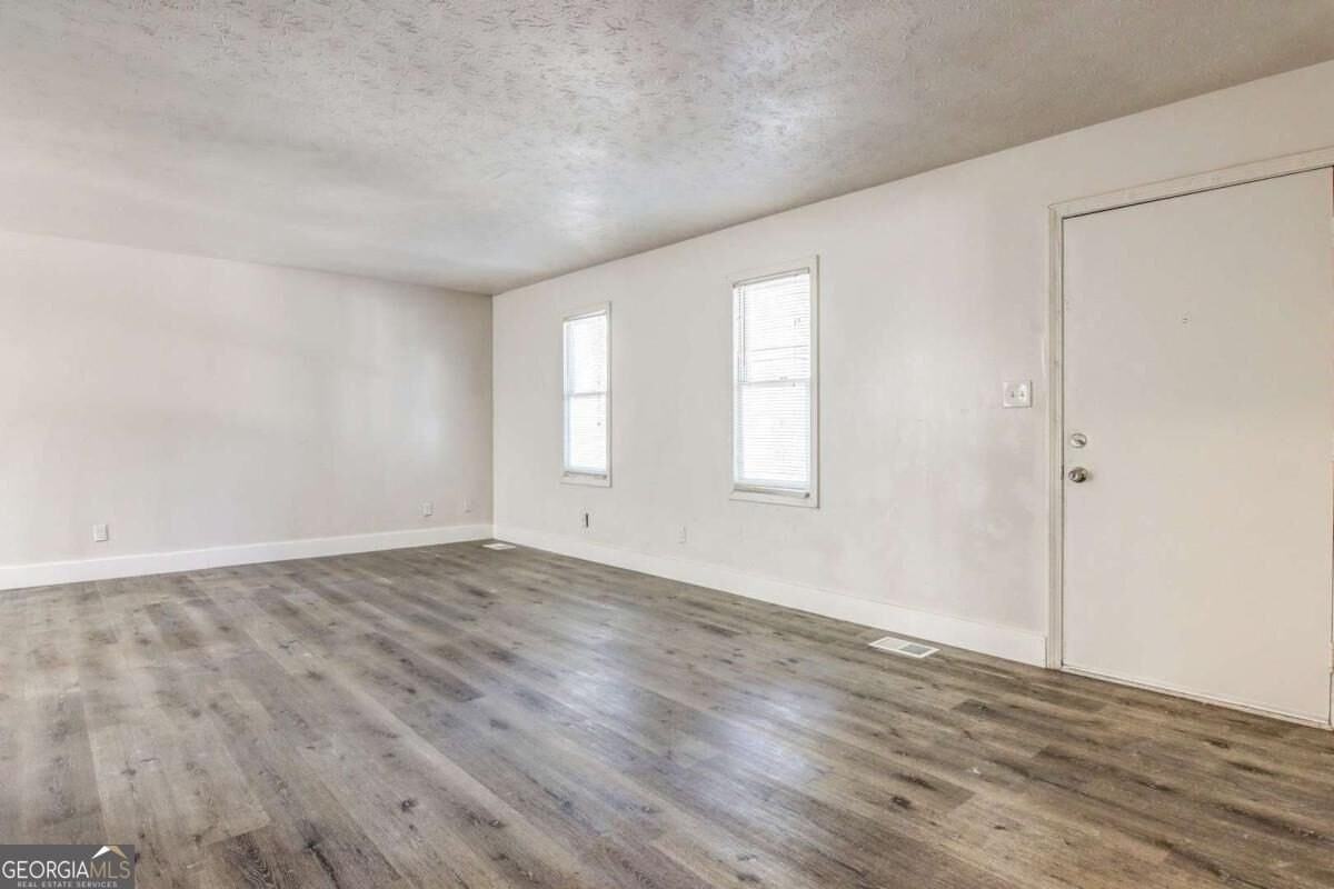 1764 Big Horn Ct Se - Photo 3 of 28