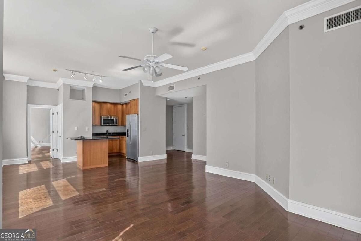 57 Forsyth St Nw #10A - Photo 3 of 29