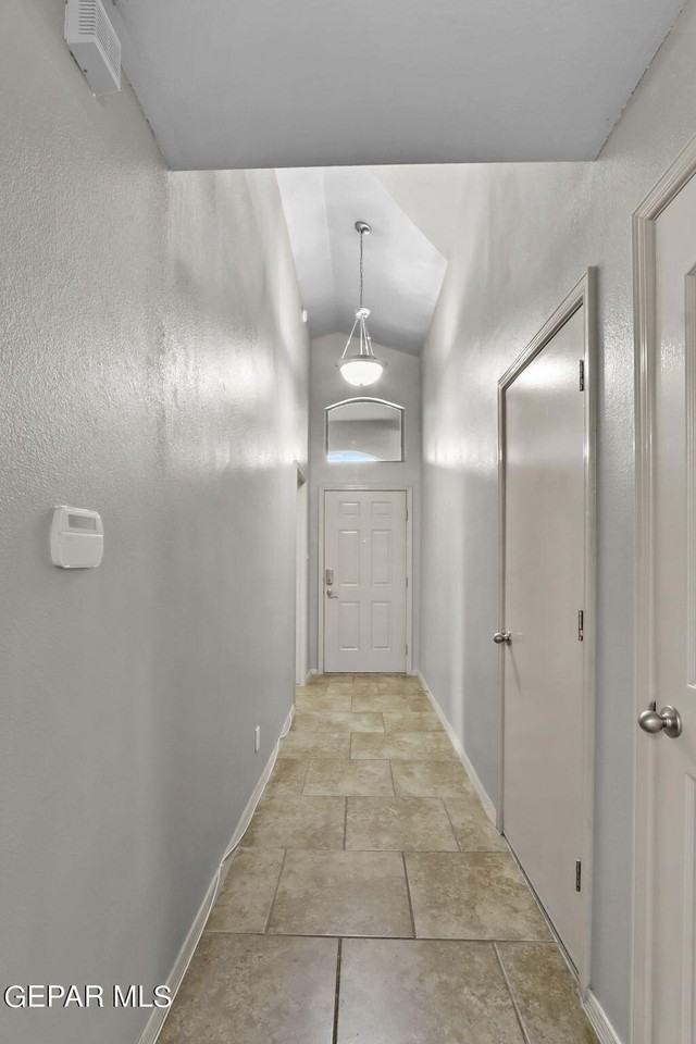 14438 Miguel Terrazas - Photo 6 of 44