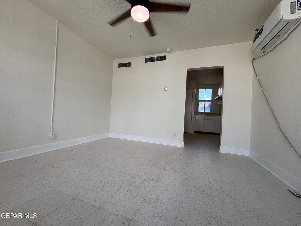 516 S Kansas St #207 - Photo 4 of 9