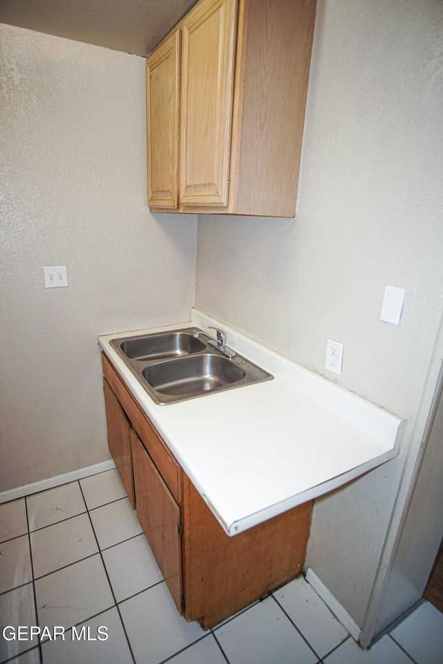 419 E Schuster Ave #4 - Photo 4 of 9