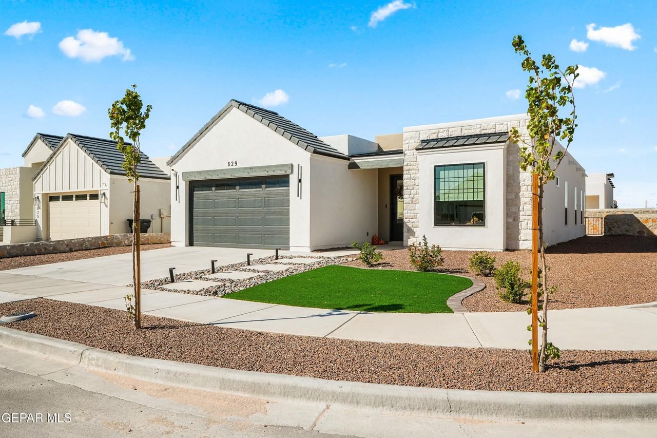 629 Paseo De La Riena St - Photo 3 of 42