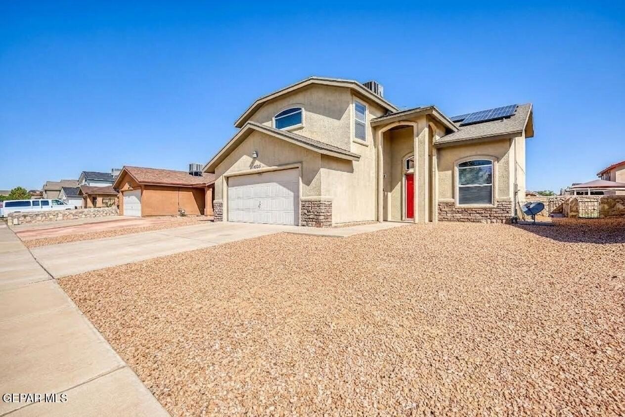 14233 Spanish Point Dr - Photo 4 of 50
