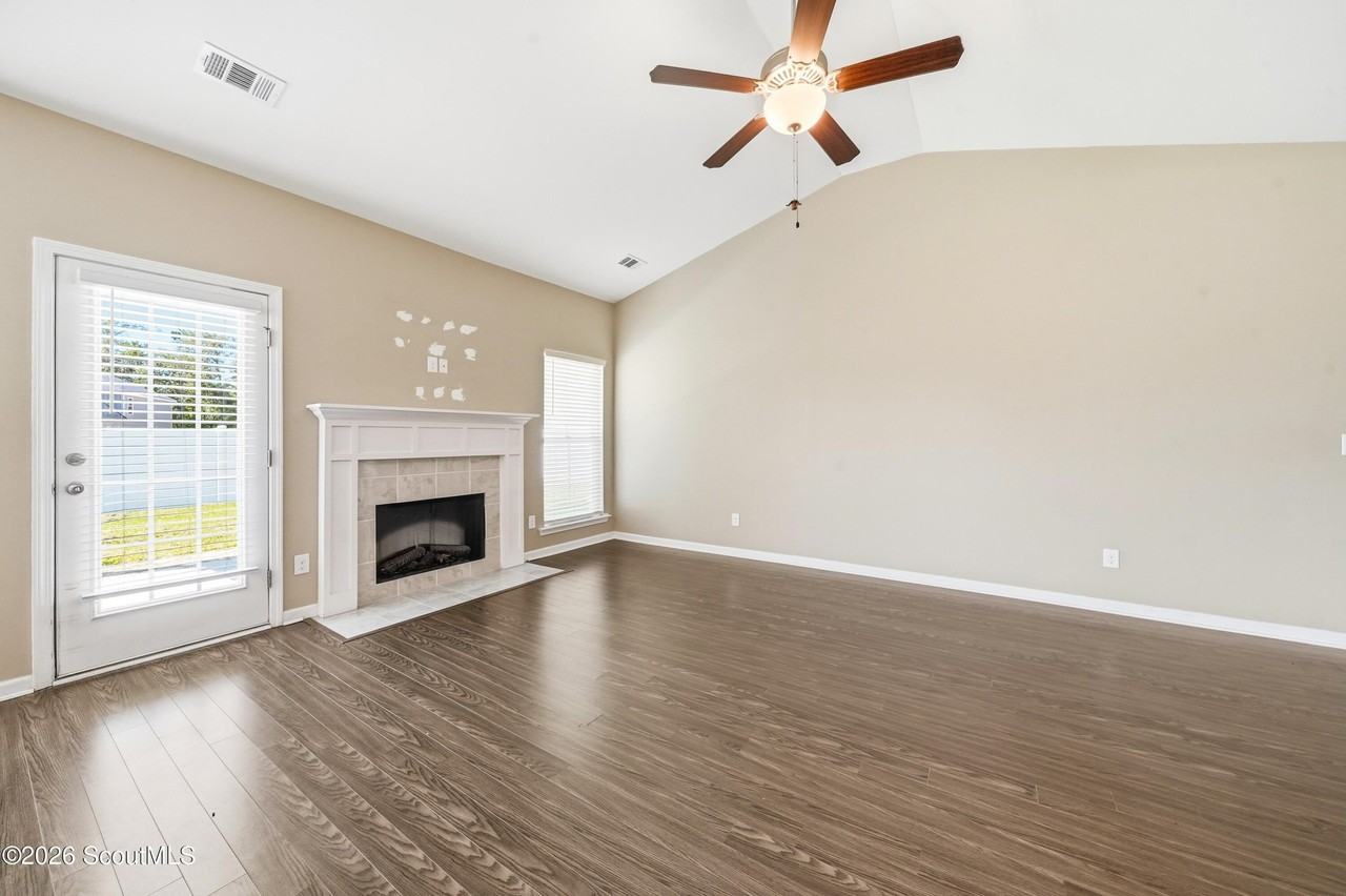 169 Coral Dr - Photo 7 of 26