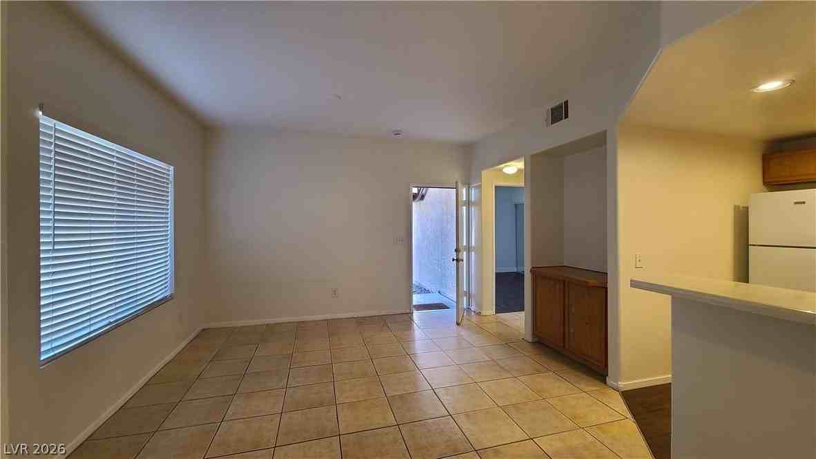 9580 W Reno Ave #180 - Photo 4 of 26