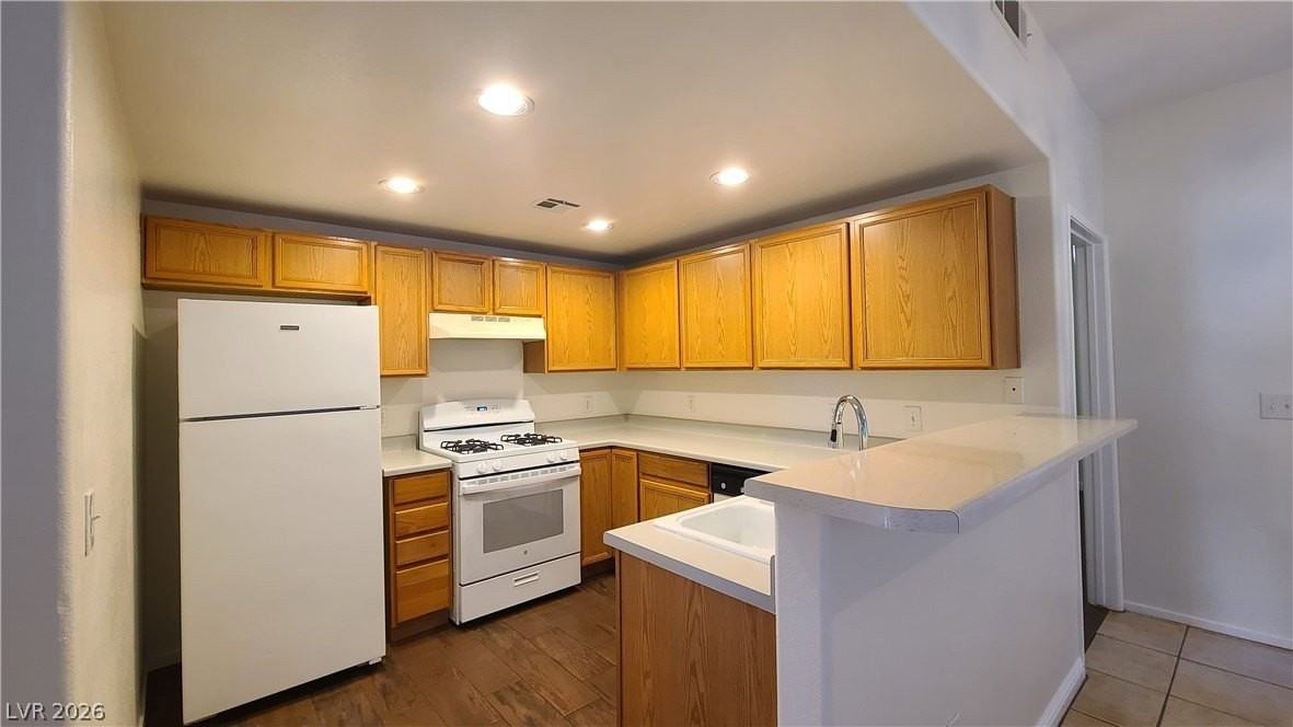 9580 W Reno Ave #180 - Photo 5 of 26