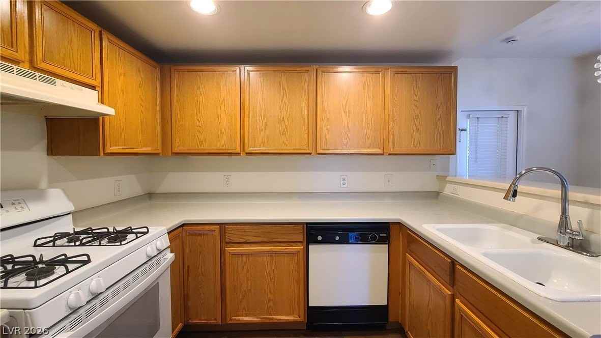 9580 W Reno Ave #180 - Photo 7 of 26