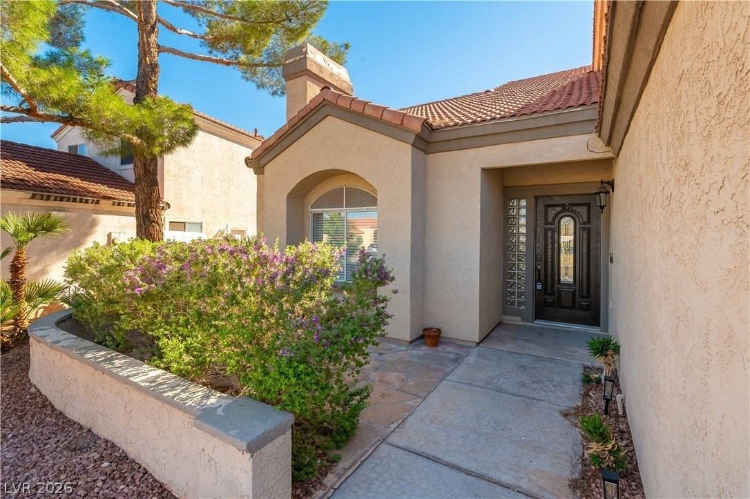7609 Oyster Cove Dr - Photo 2 of 25
