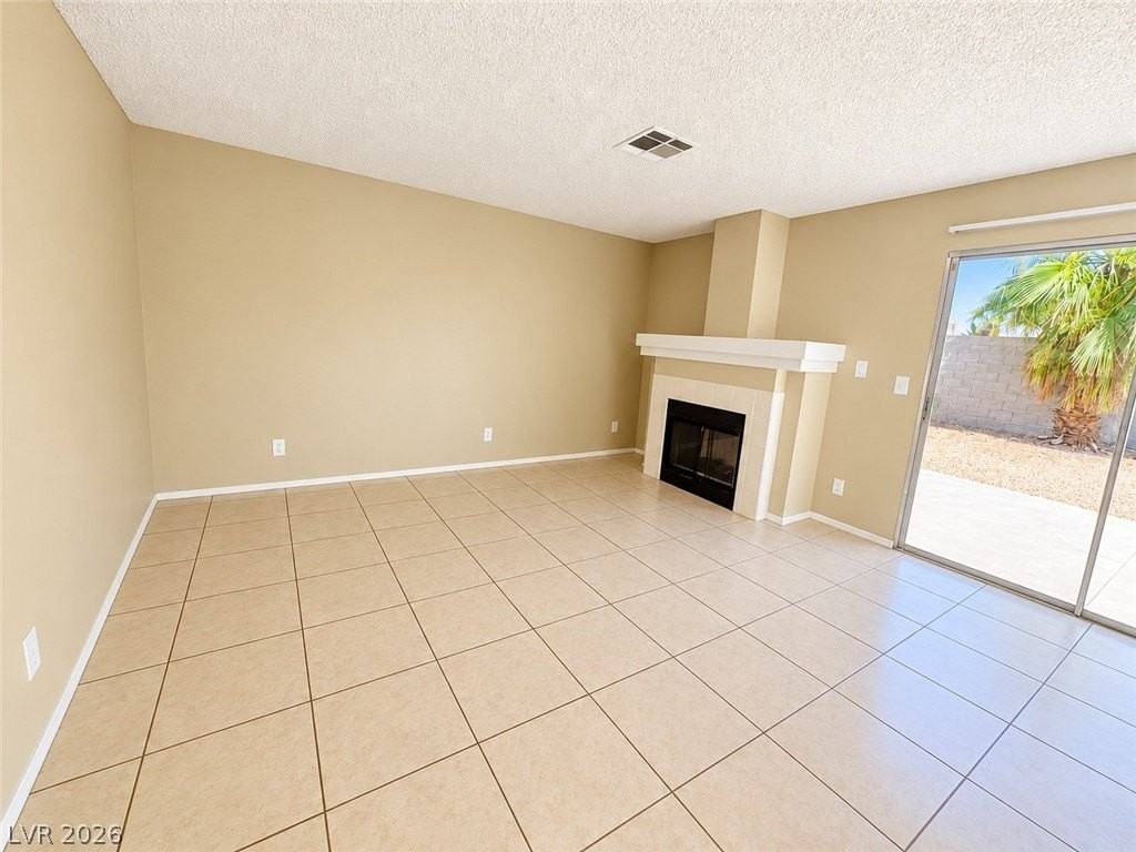324 Dockside Ct - Photo 3 of 12