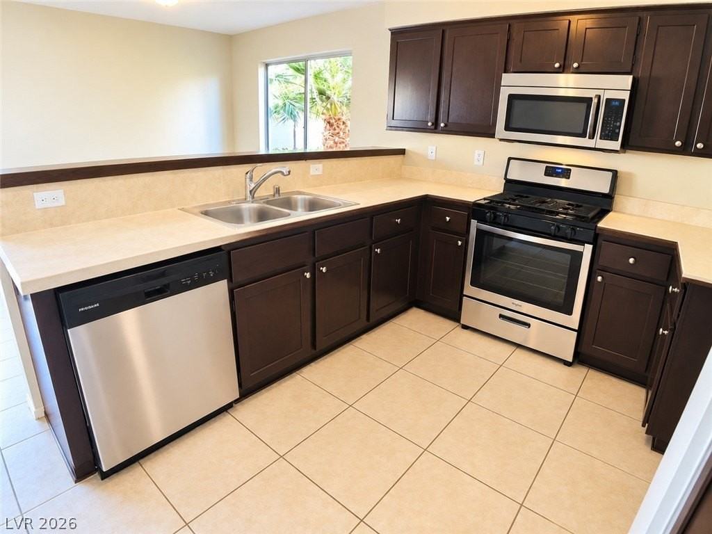 324 Dockside Ct - Photo 5 of 12