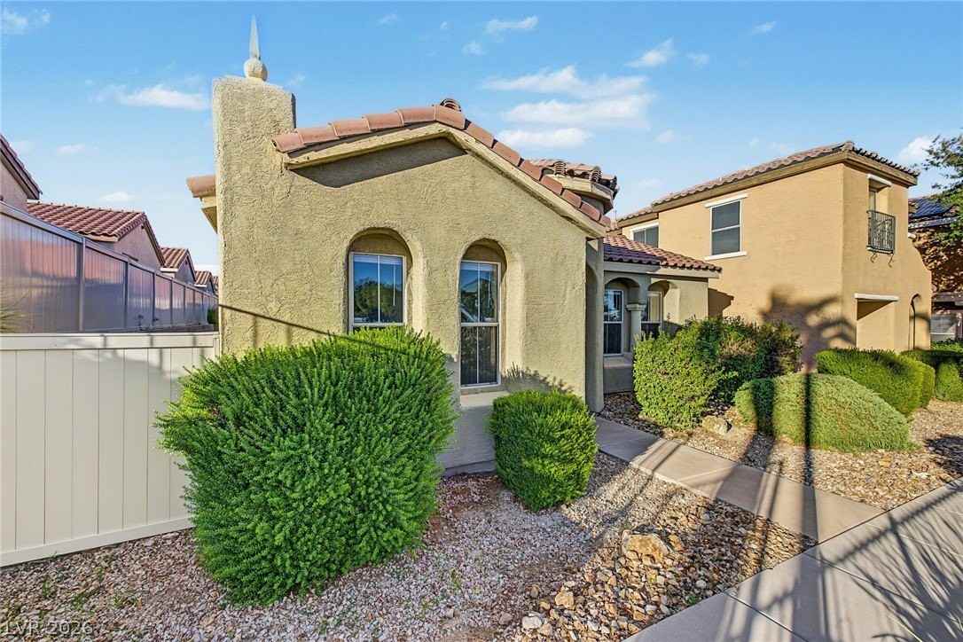 8561 Barkeria Ct - Photo 2 of 27