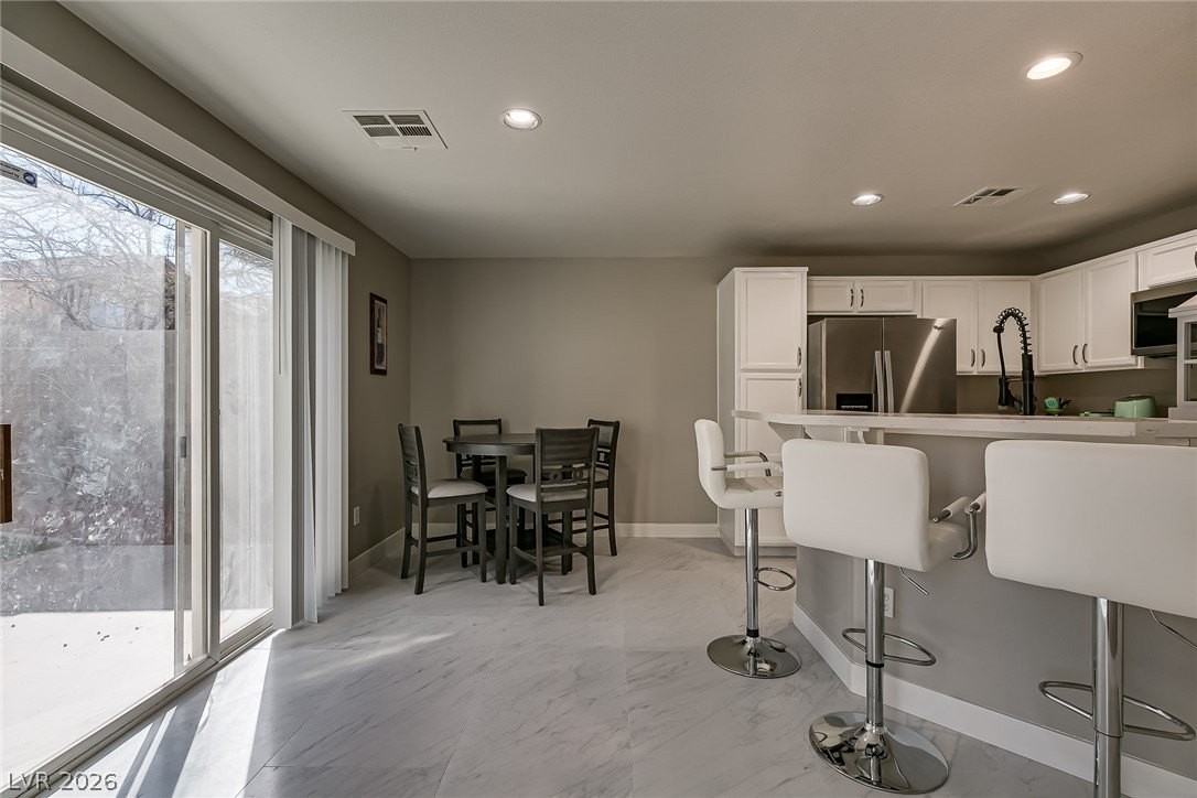 7252 Quarterhorse Ln - Photo 5 of 20