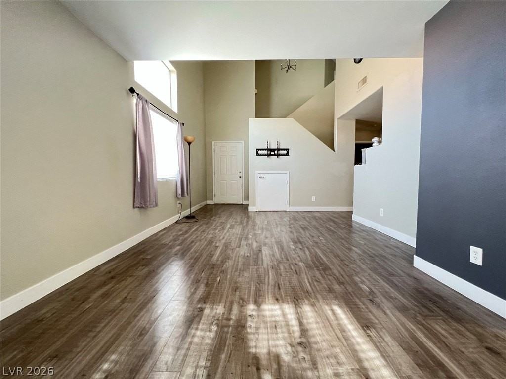 9363 Graceful Gold St - Photo 4 of 17