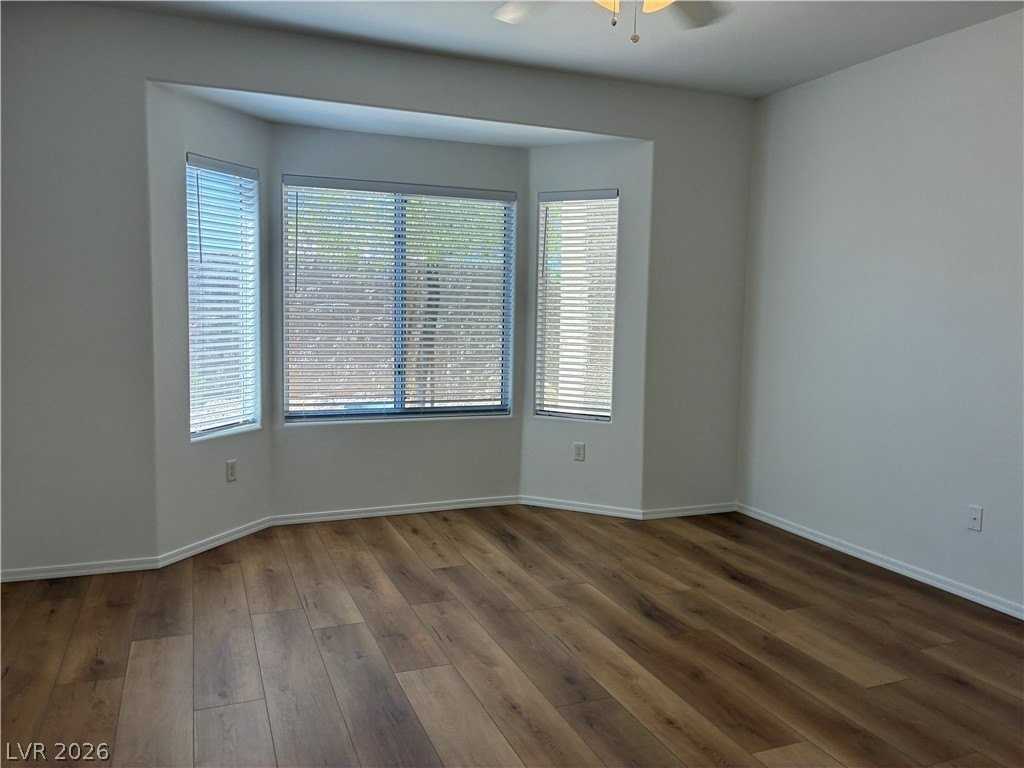 1389 Kapelle St - Photo 6 of 13