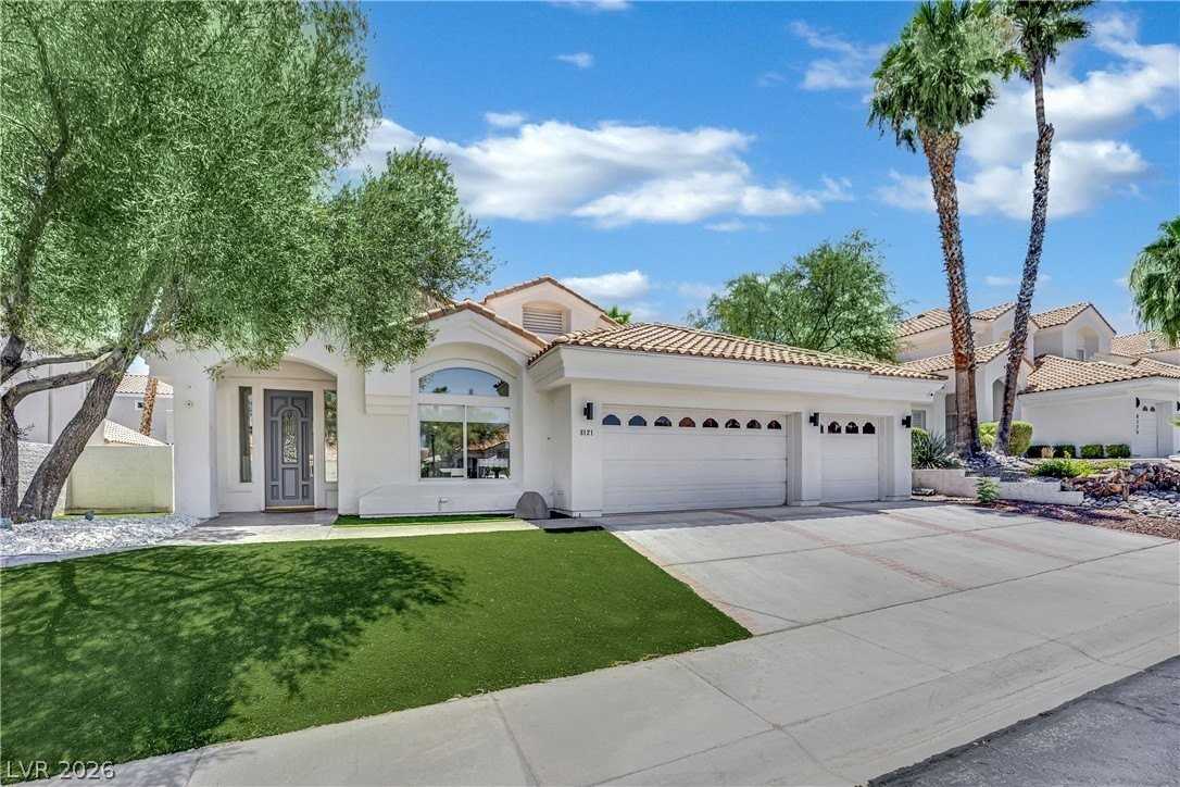 8121 Sunset Cove Dr - Photo 3 of 50