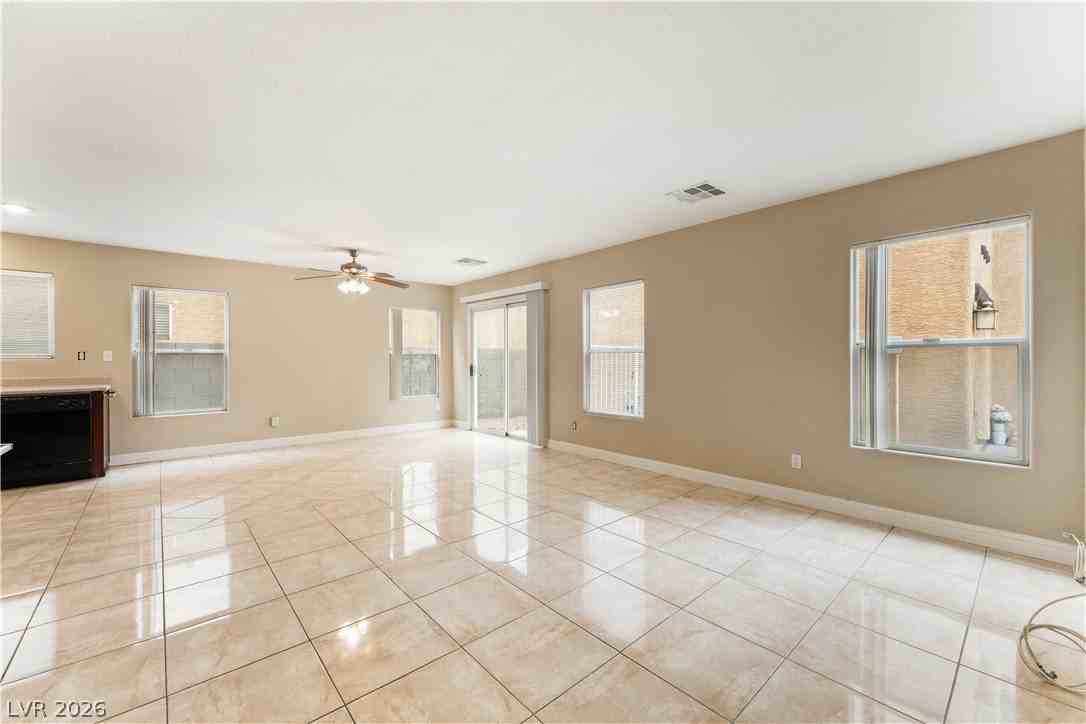 5993 Red Raspberry Ct - Photo 6 of 37