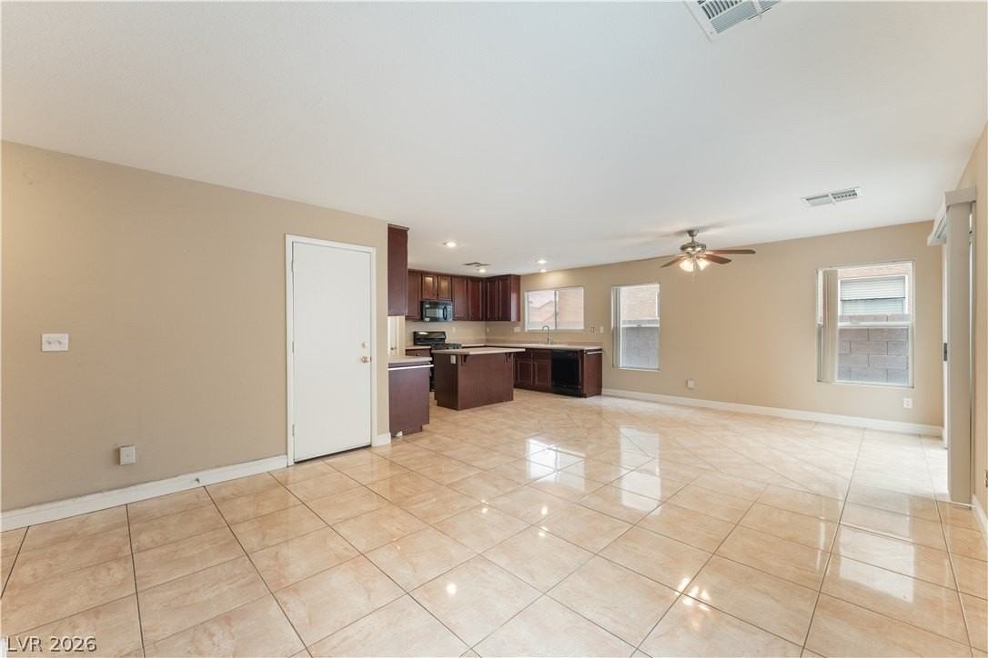 5993 Red Raspberry Ct - Photo 7 of 37