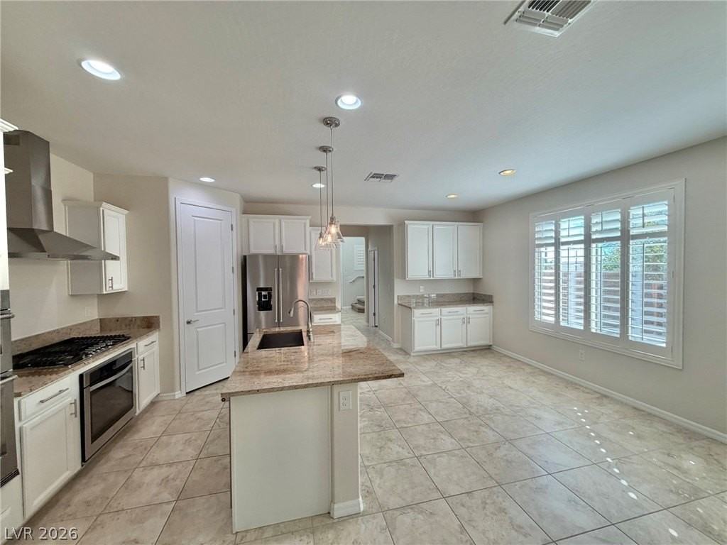 71 Berneri Dr - Photo 7 of 35