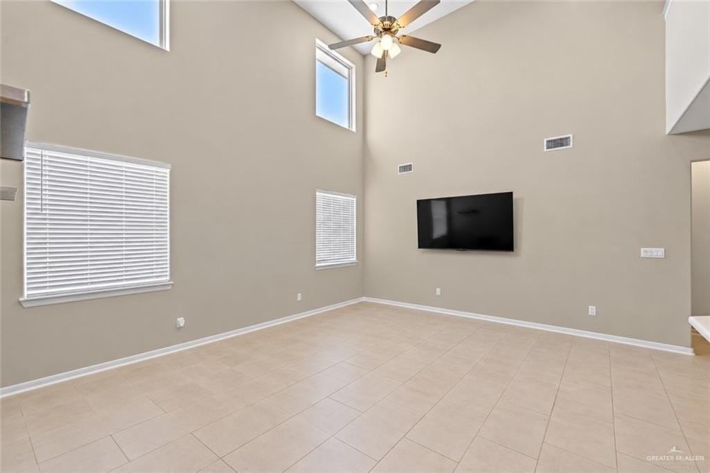 5608 Escondido Pass - Photo 4 of 23