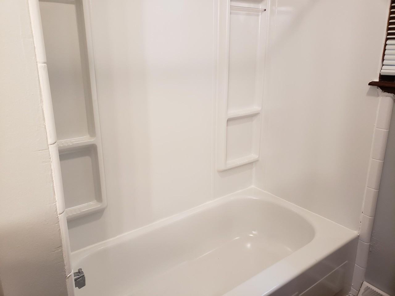 1351 S Center Rd - Photo 4 of 12