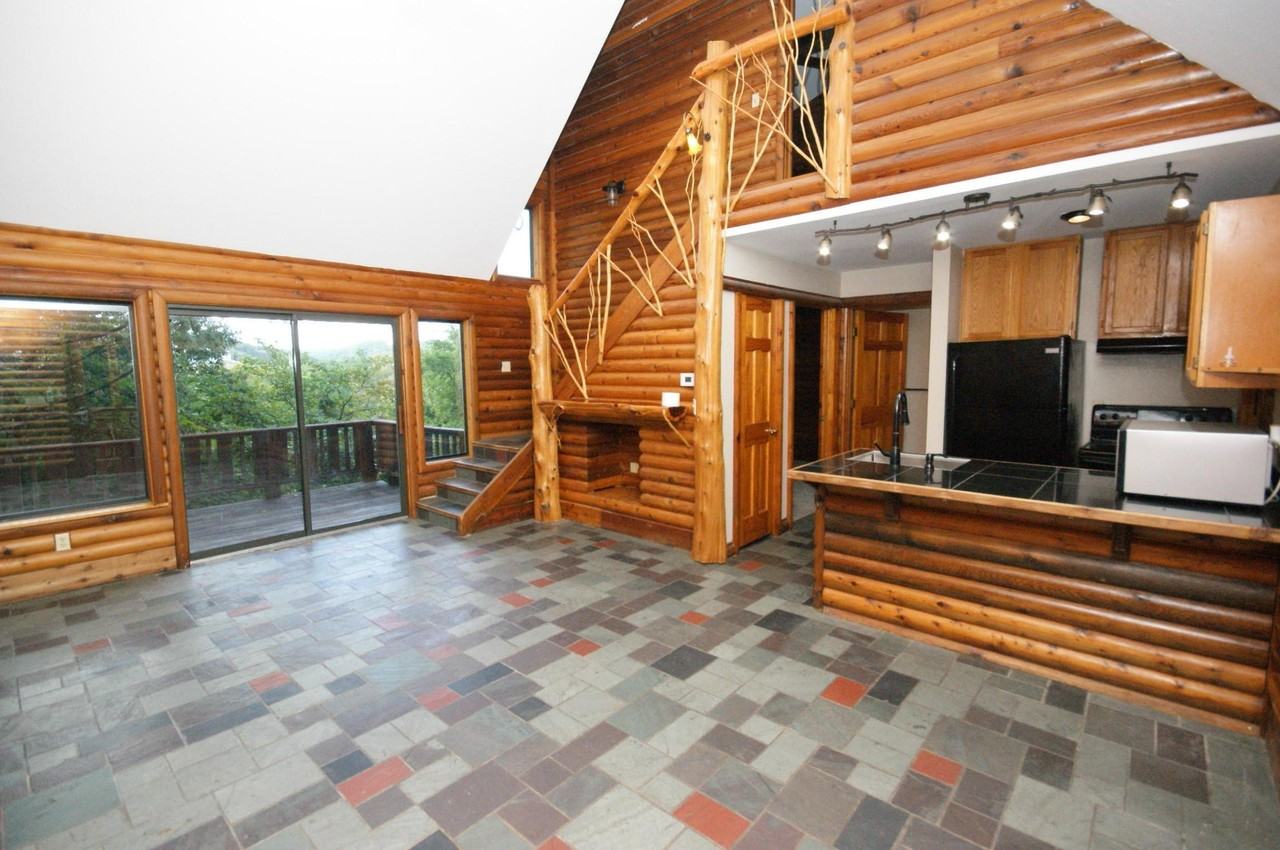 141 Settlers Ln #B - Photo 2 of 15