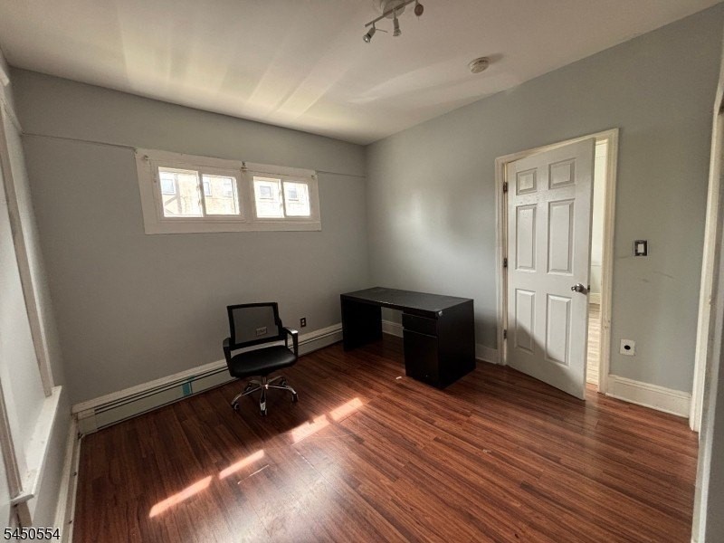 1401 Lincoln St #1 - Photo 4 of 10