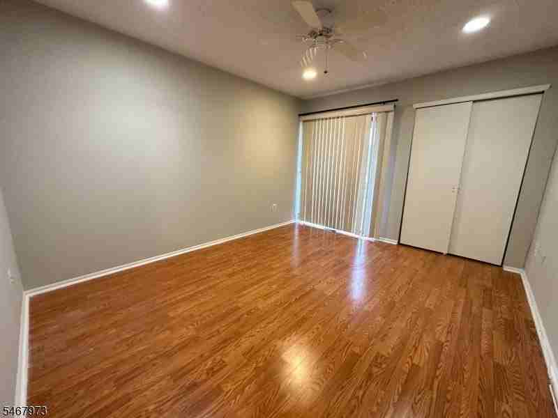 15 Brook St - Photo 5 of 15