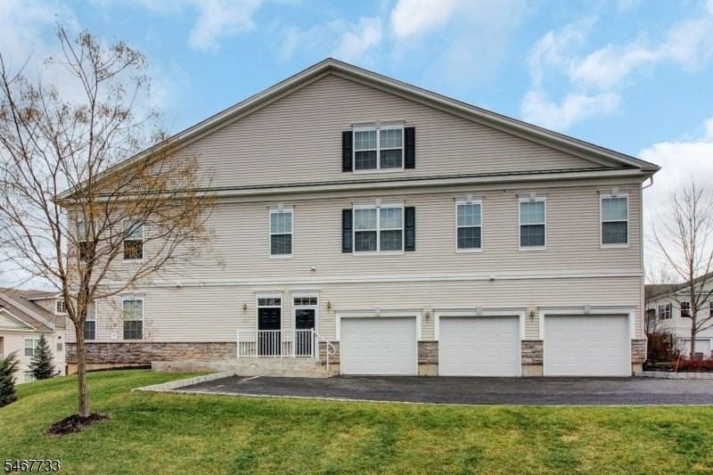 1302 Meadow Brook Ct