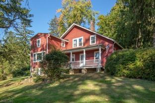 31 Jenks Hill Rd - Photo 1 of 1