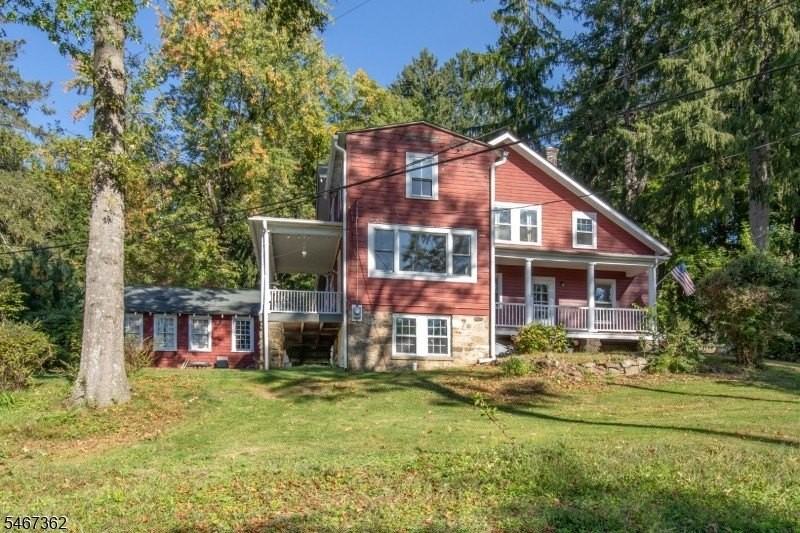 31 Jenks Hill Rd - Photo 3 of 35
