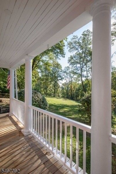31 Jenks Hill Rd - Photo 6 of 35