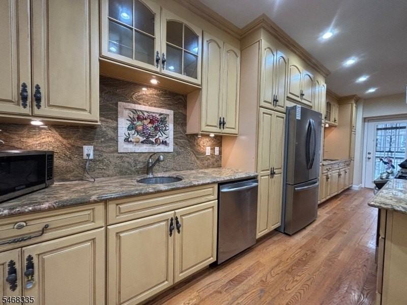 145 Elm St #2 - Photo 3 of 11