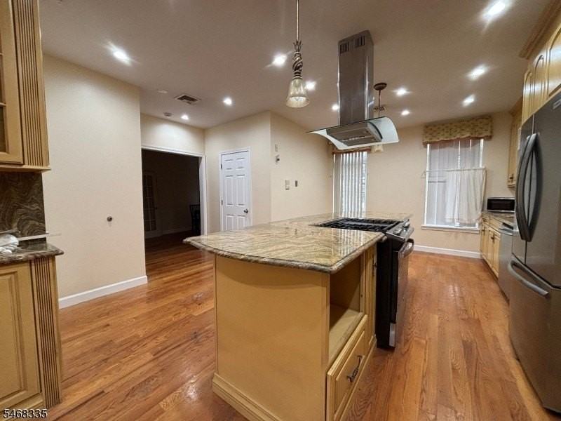145 Elm St #2 - Photo 4 of 11