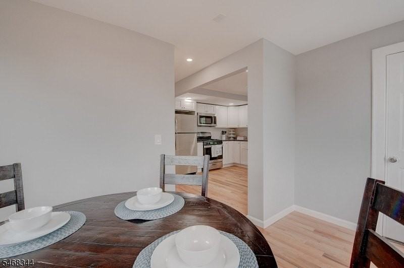 111 N Fullerton Ave #2 - Photo 7 of 19