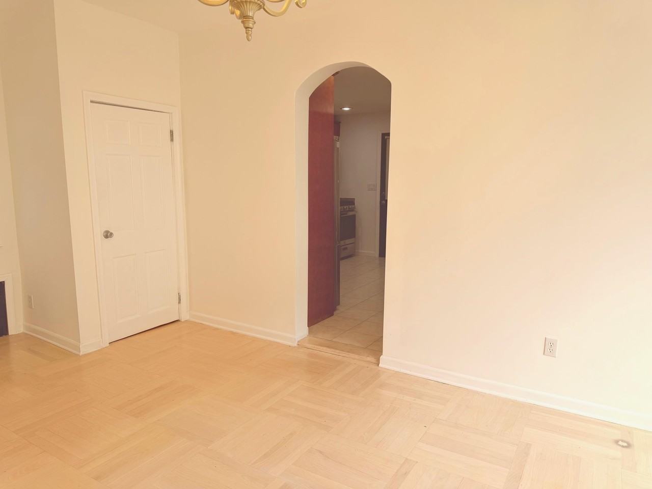 310 Centre Ave #310 - Photo 4 of 9