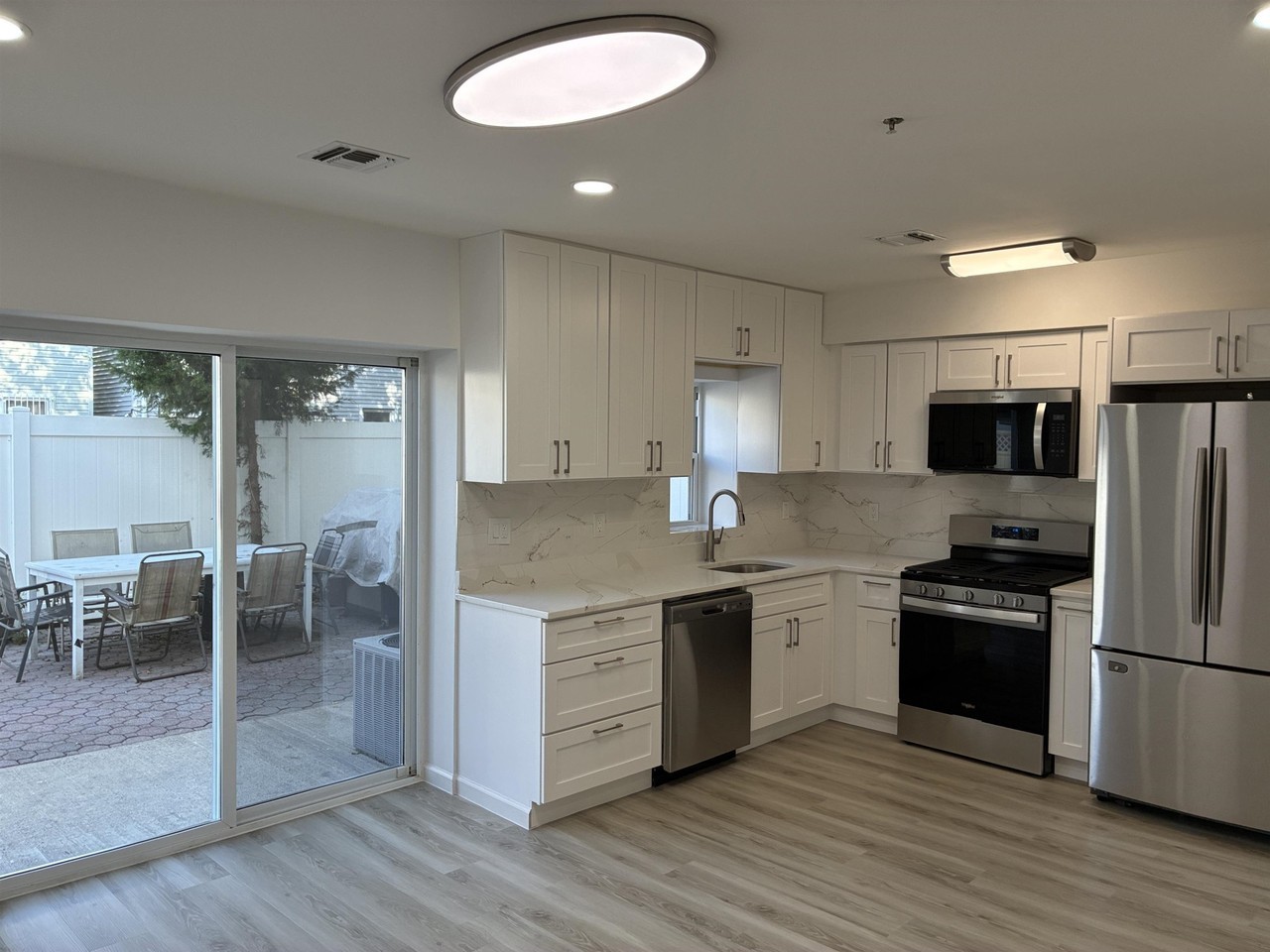 714 23rd St #1 - Photo 2 of 23