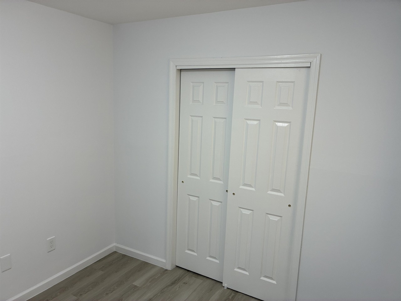 714 23rd St #1 - Photo 7 of 23