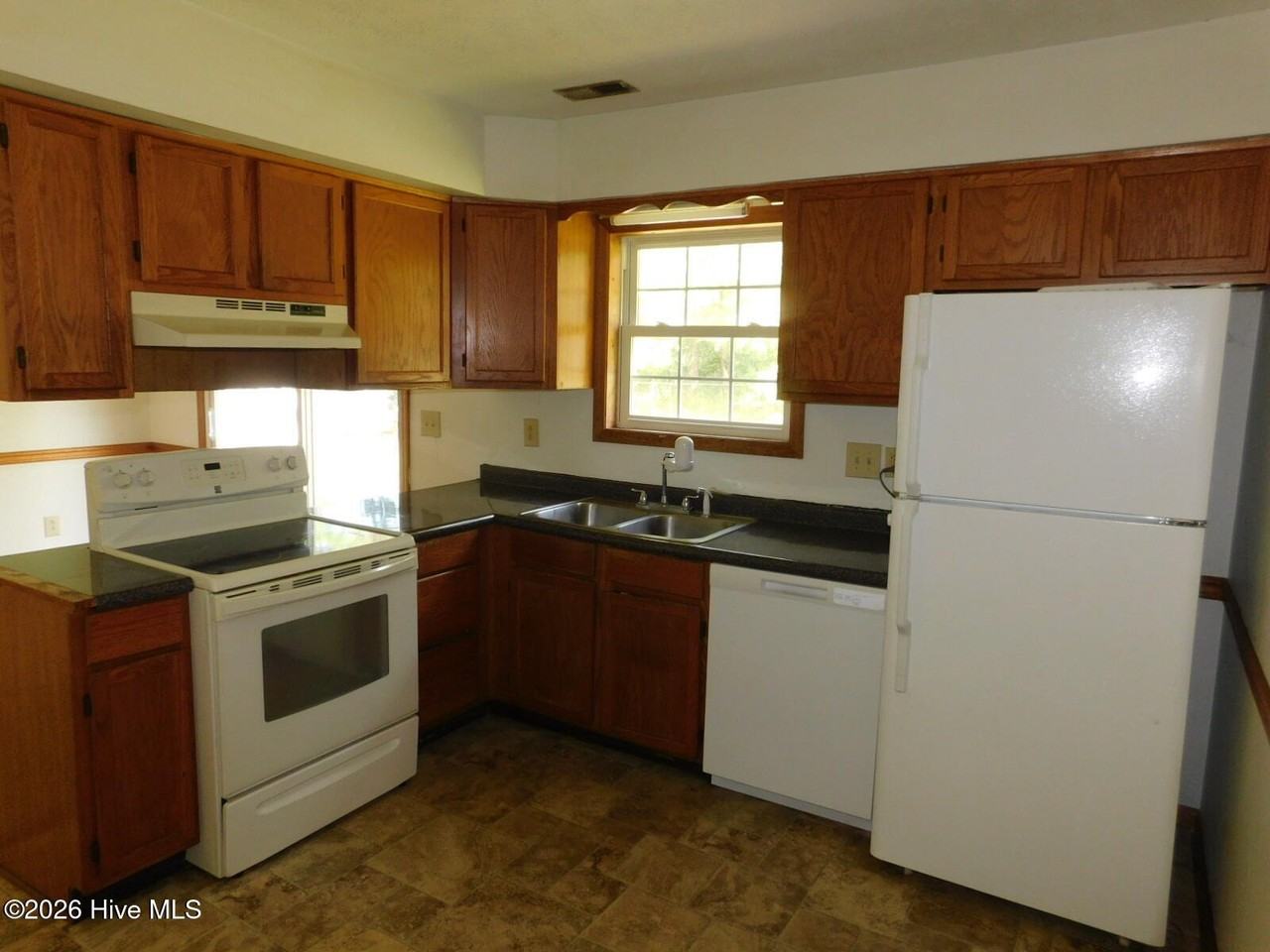 512 Cougar Pl - Photo 4 of 21