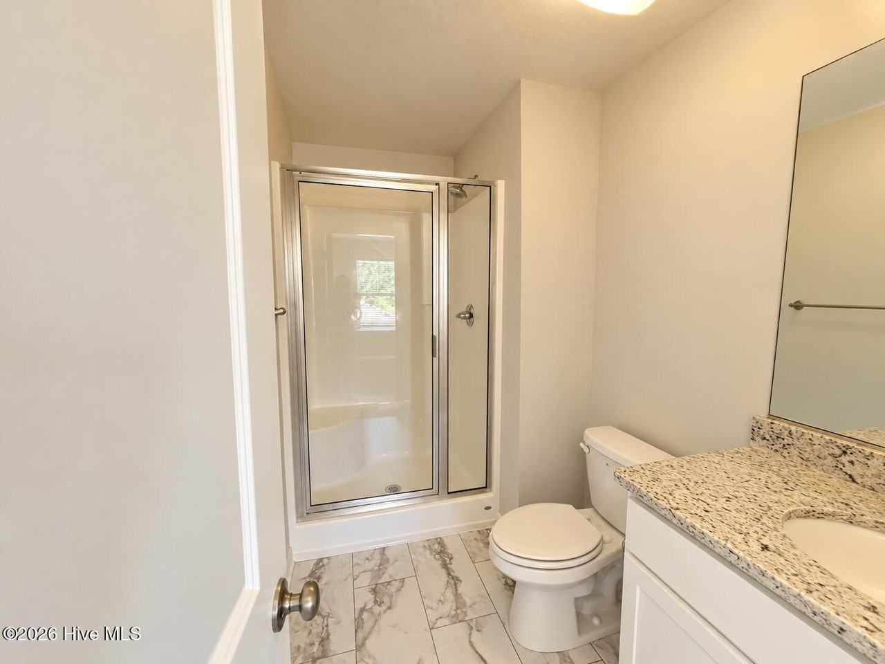 651 Caroline Ct #6B - Photo 6 of 9