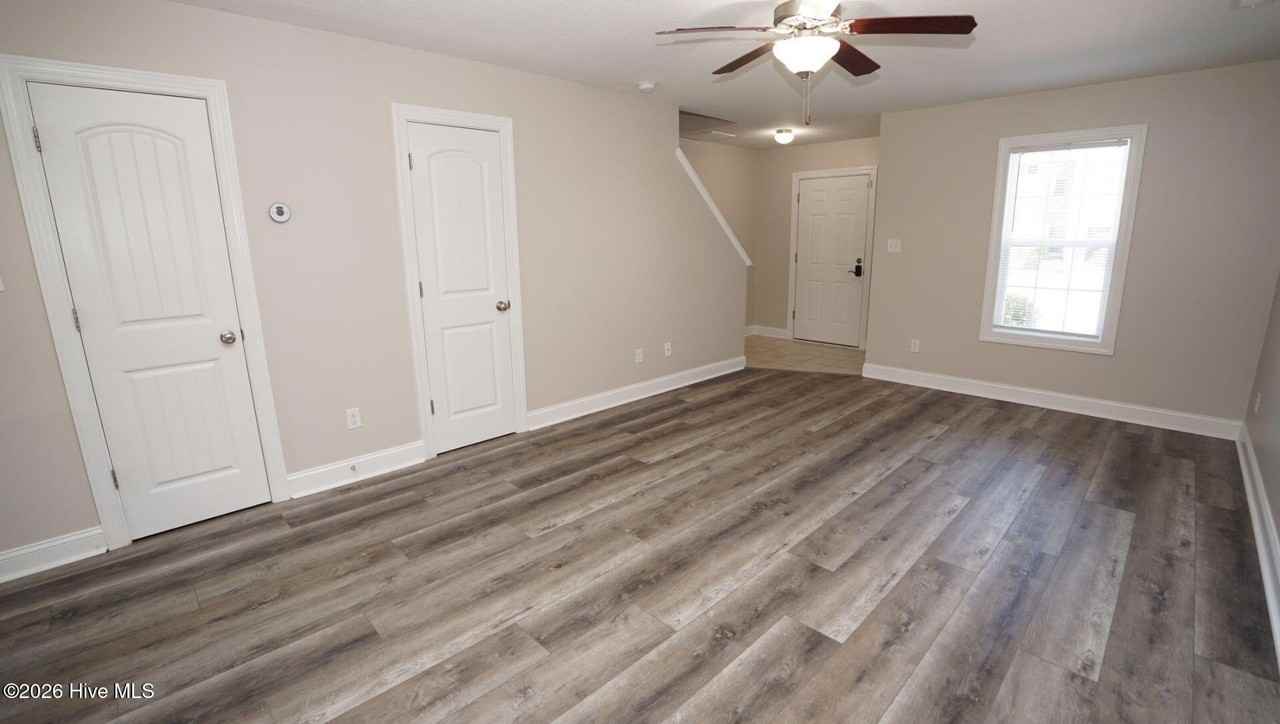 103 W Murrow Ln - Photo 5 of 27