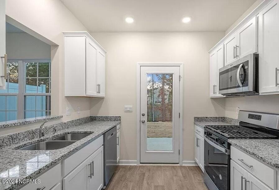 431 David Hill Dr - Photo 4 of 12