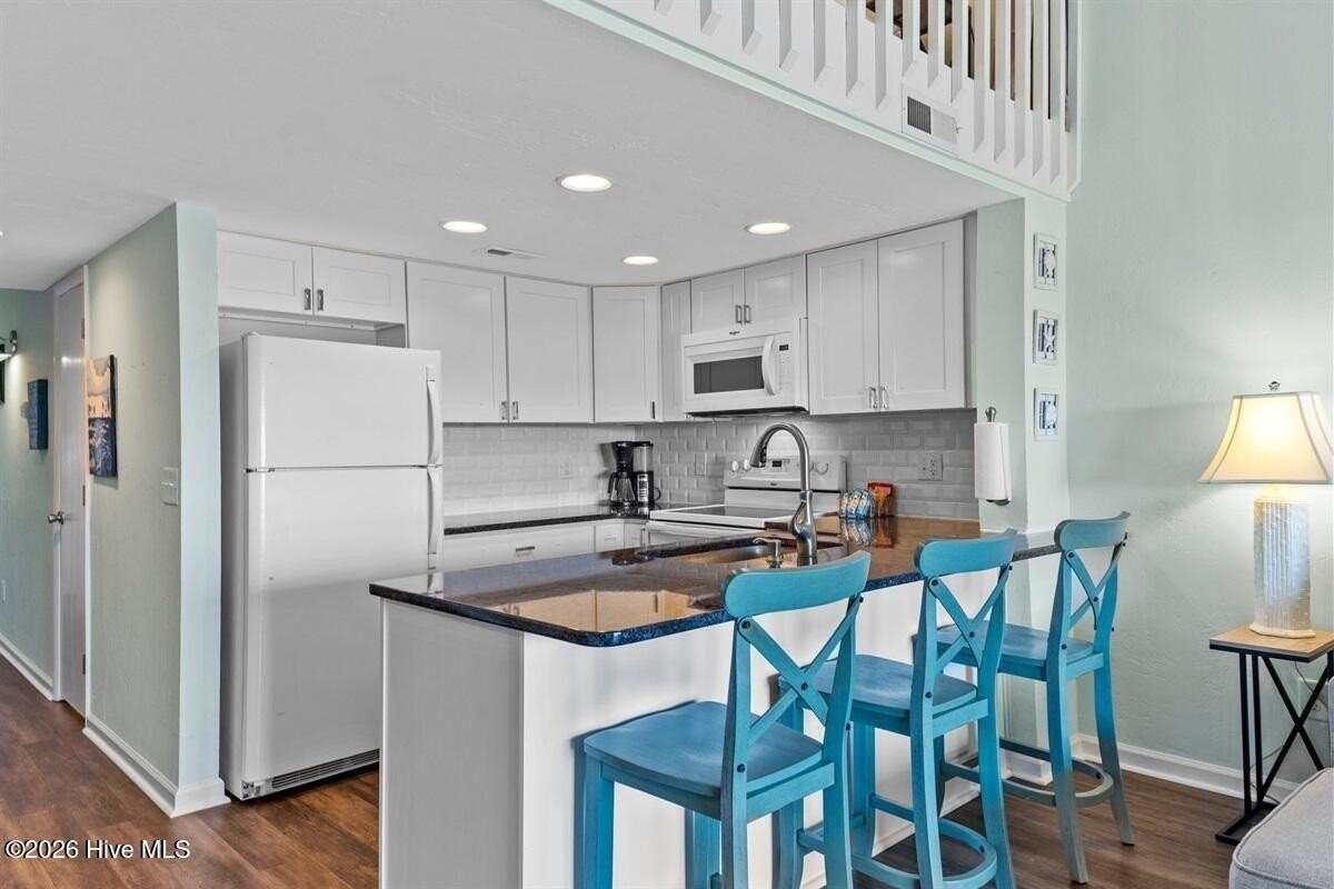918 N New River Dr #534 - Photo 7 of 36