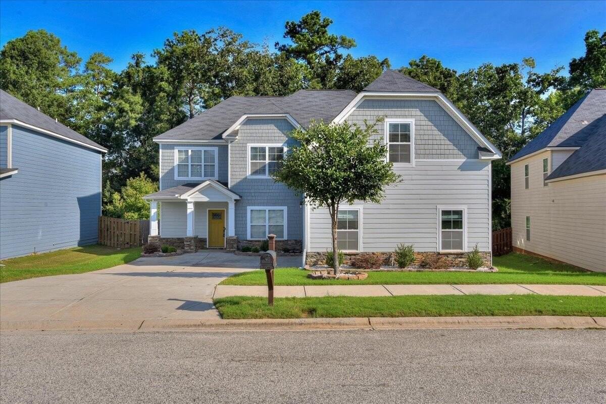 1509 Old Spruce Ln - Photo 2 of 39